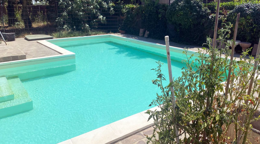 piscina 1 bis